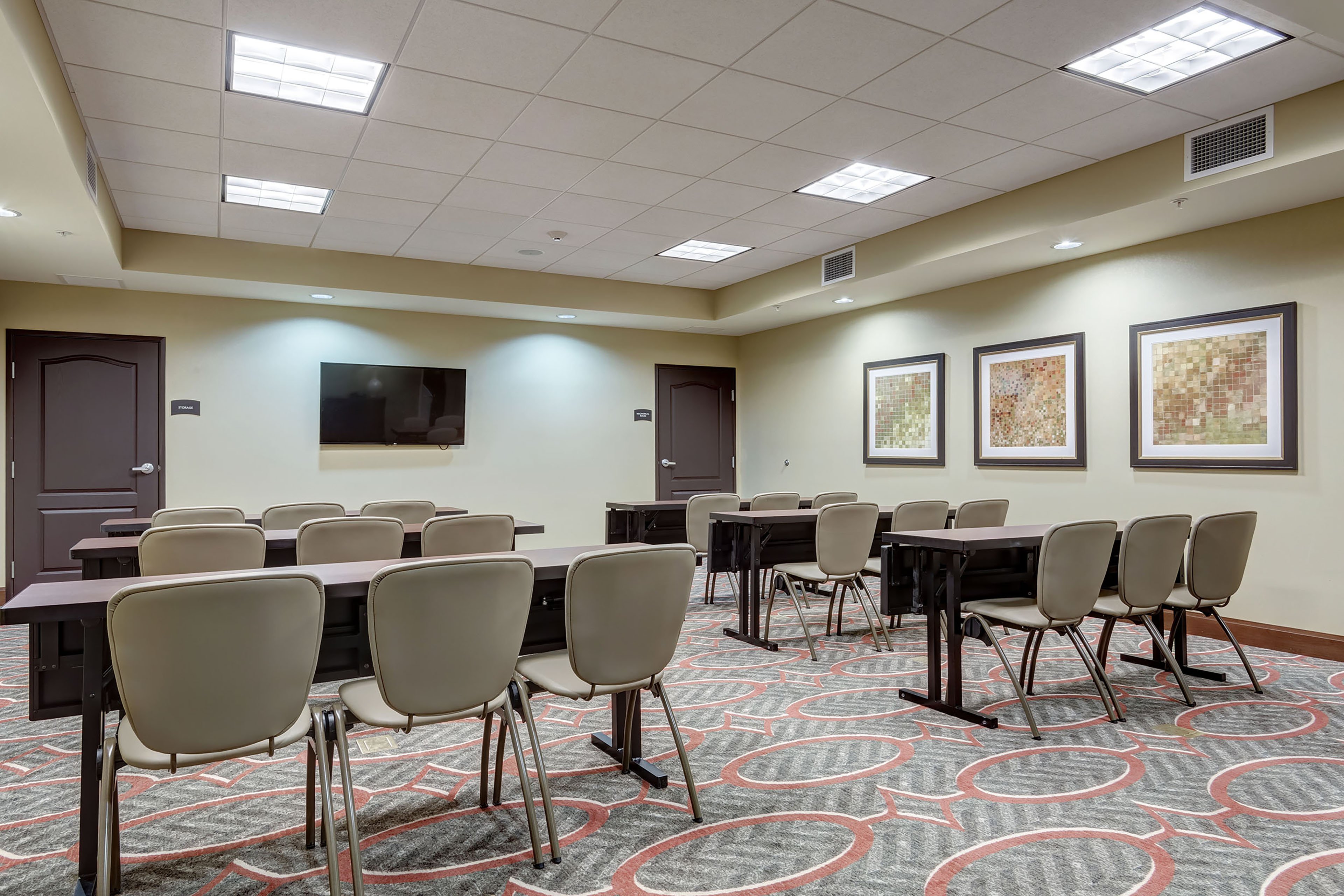 Staybridge Suites St Louis - Westport 26/37