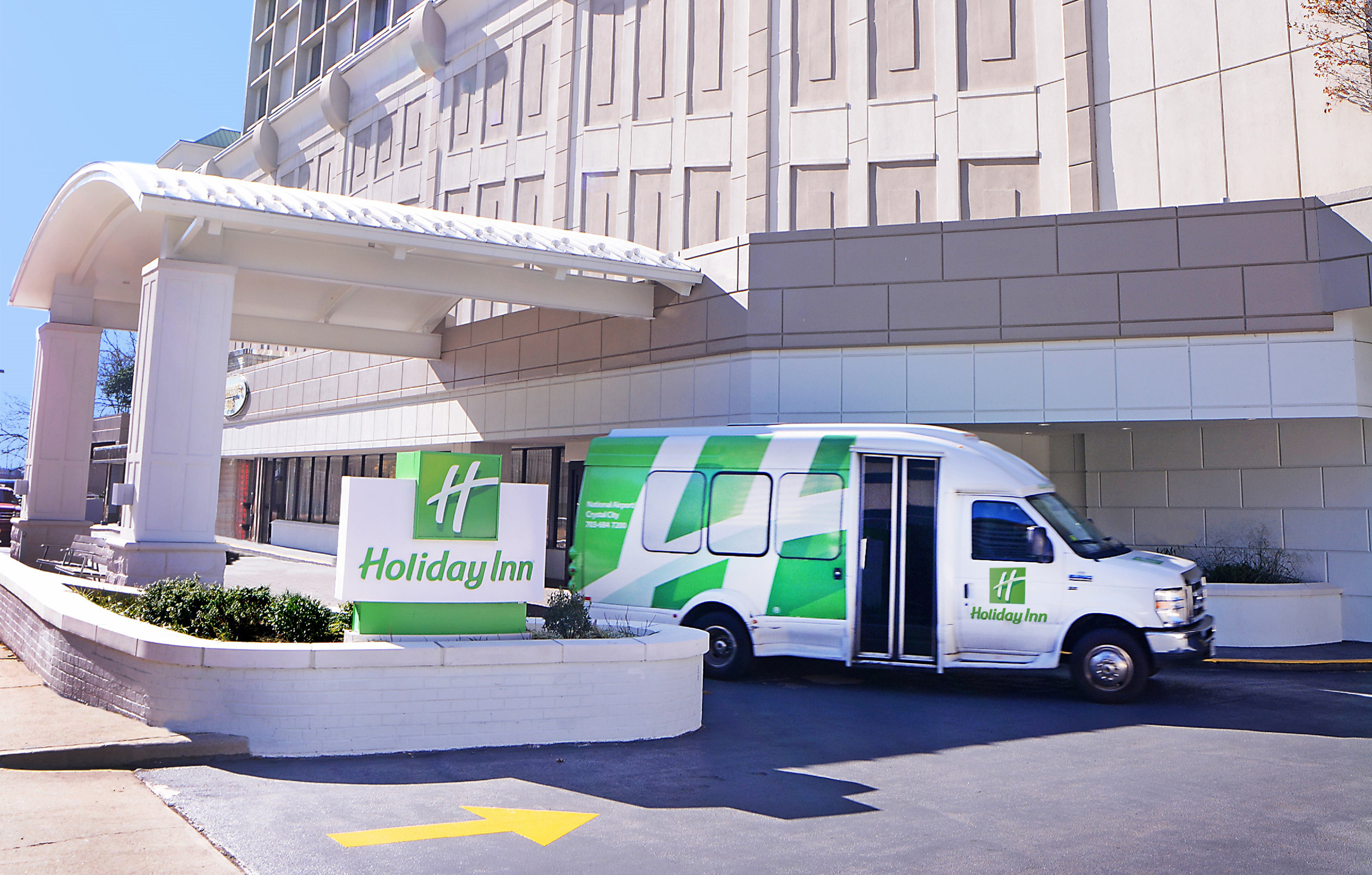 Holiday Inn National Airport/Crystal City 67/70