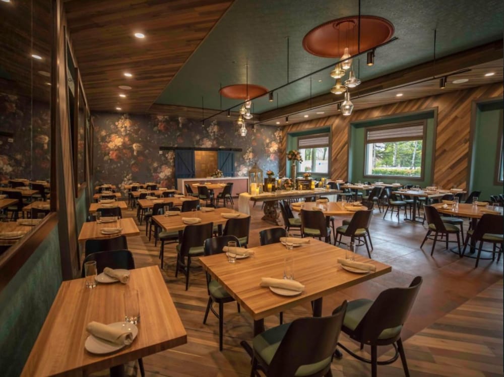 restaurant-cafeteria