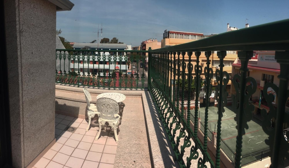 Reyesol Hotel 46/50