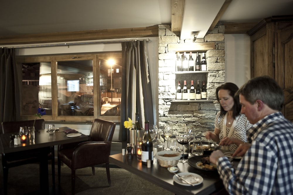 Chamois D'or Hotel & Spa 38/48