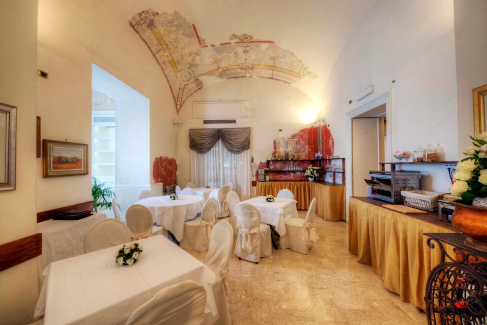 Hotel Dei Principati 37/53