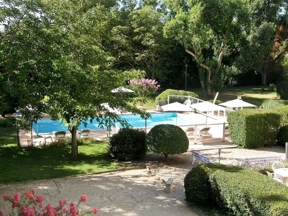 Mercure Cavaillon Portes Du Luberon 60/64