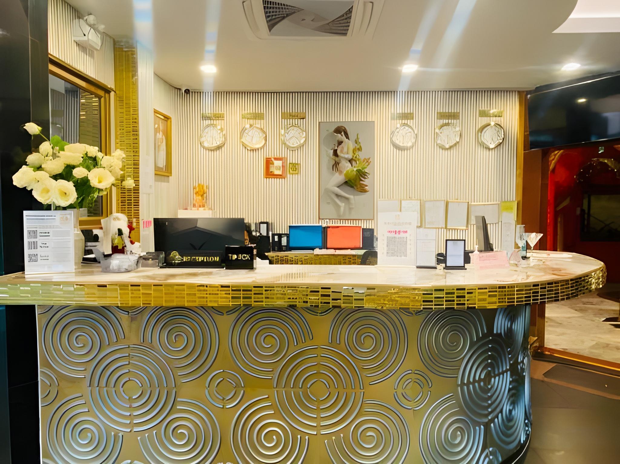 Penthouse Pattaya - Adults Only 4/35