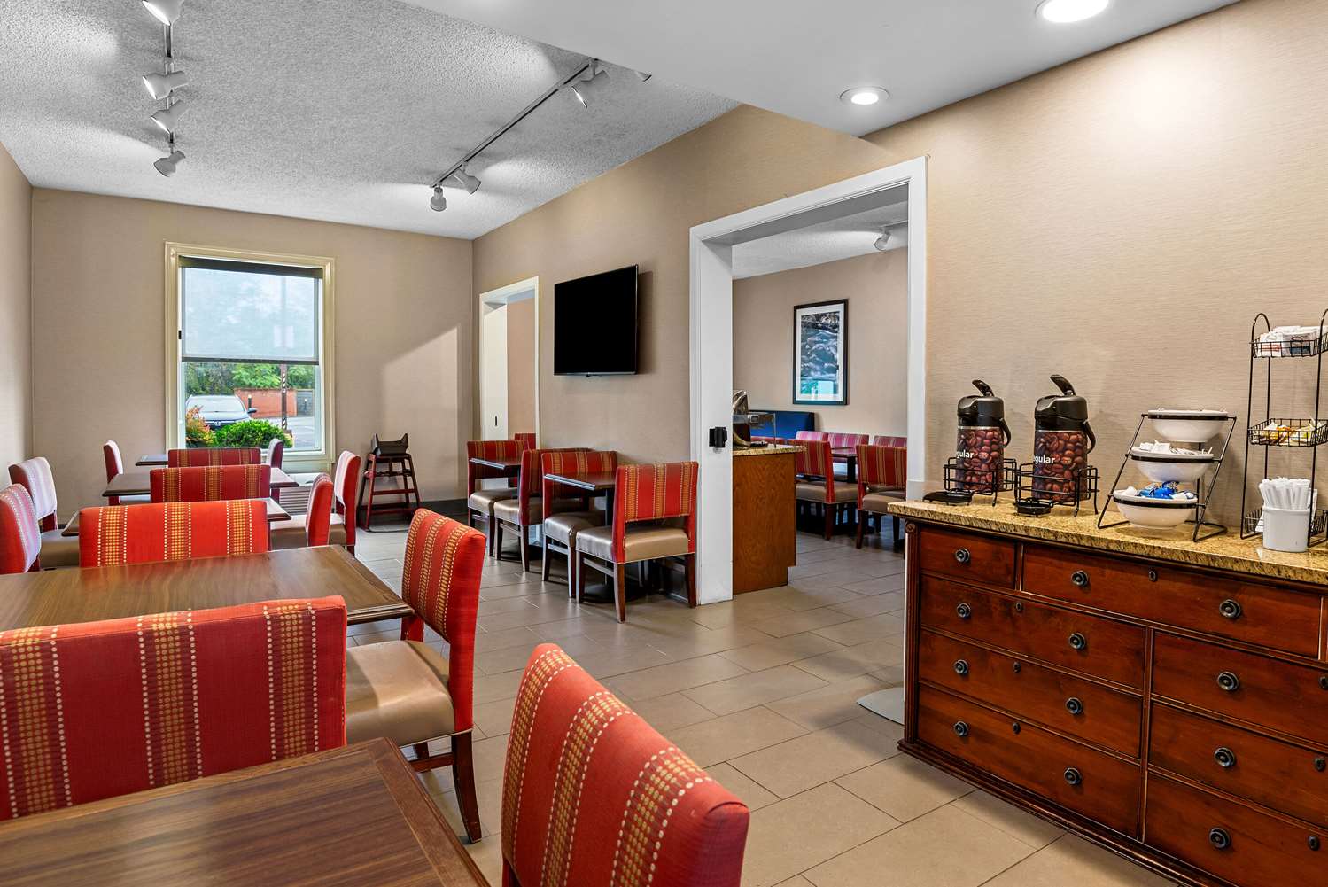 Comfort Inn Staunton 25/39