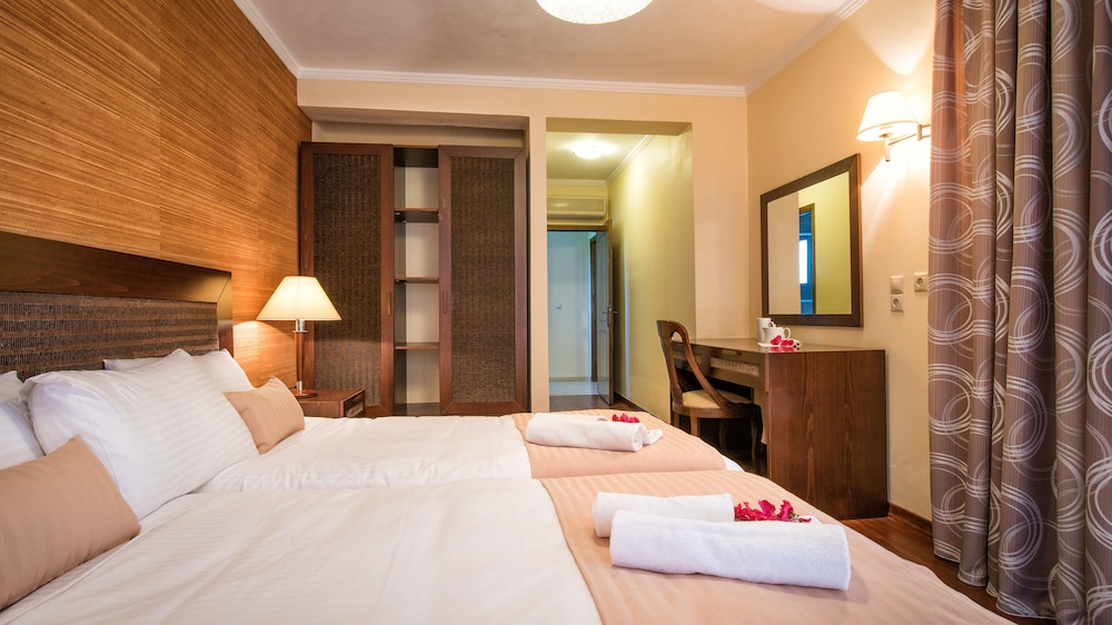 2 BEDROOMS, PREMIUM, VILLA, SEA VIEW, PRIVATE HEATED POOL