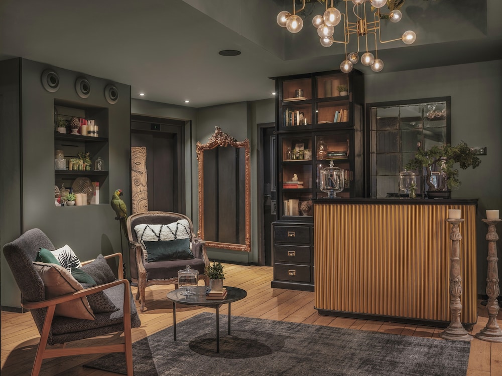 lounge
