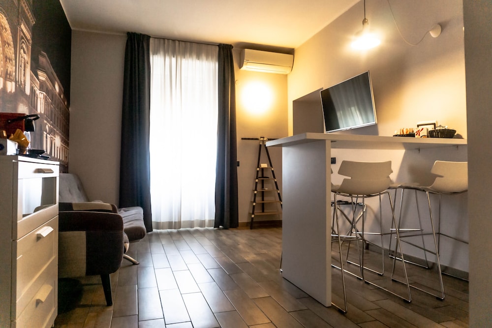 Aparthotel Meneghino 7/24