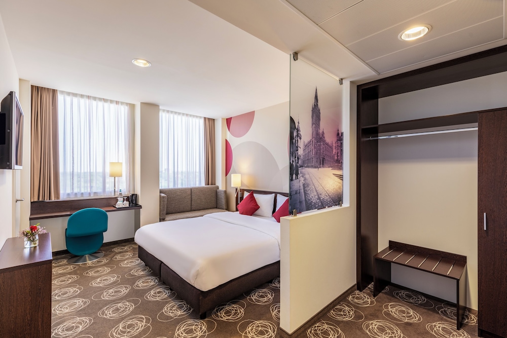 Business, Plus, King Bed