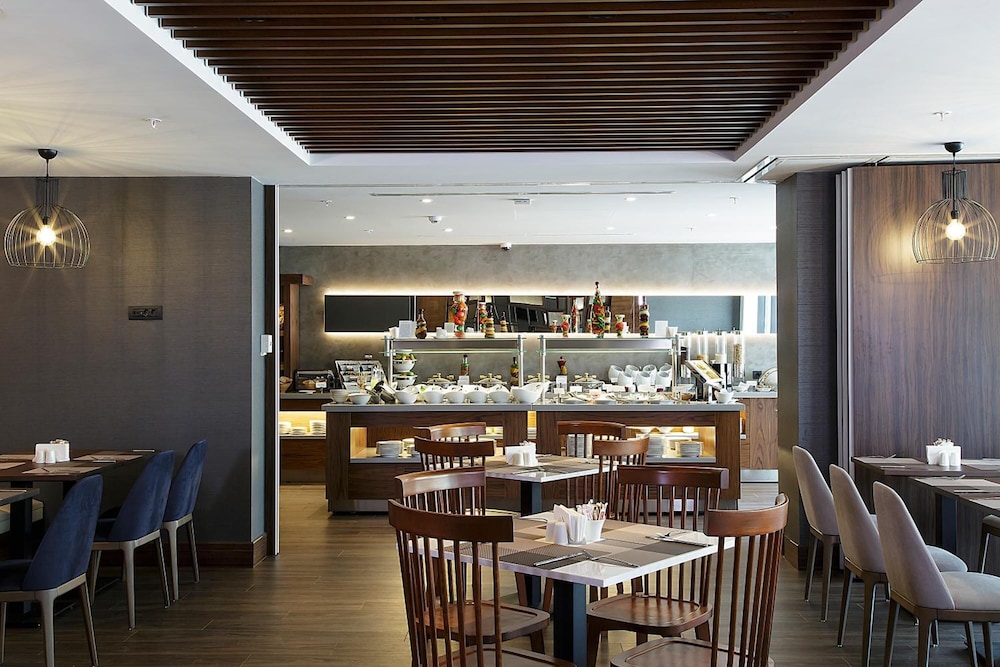 Bof Hotels Business 37/50