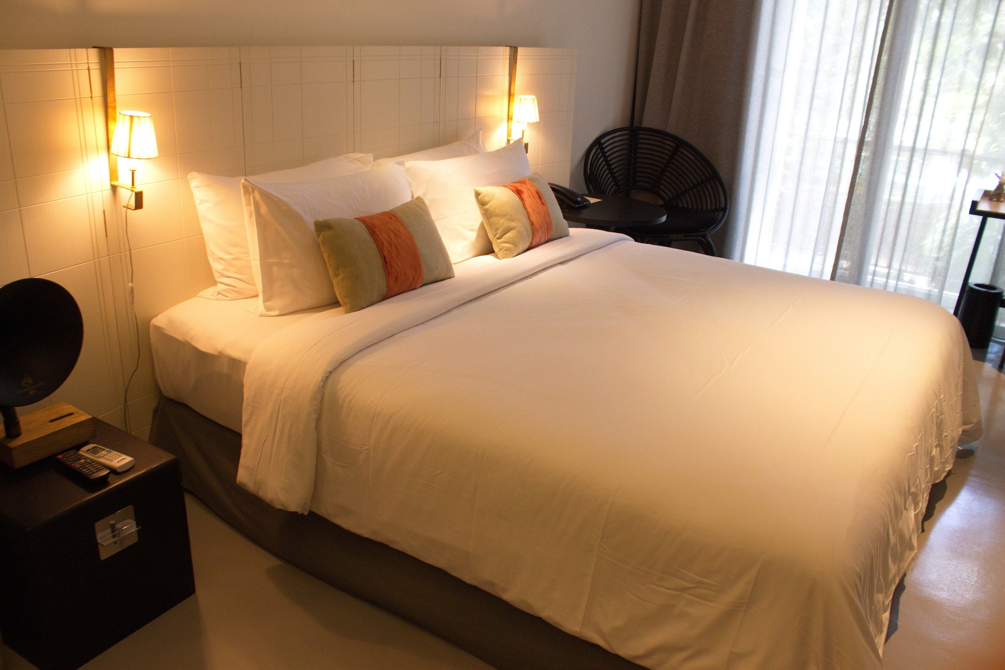 Willow, Single Bed، HOTEL DES ARTISTS PING SILHOUETTE 4/7