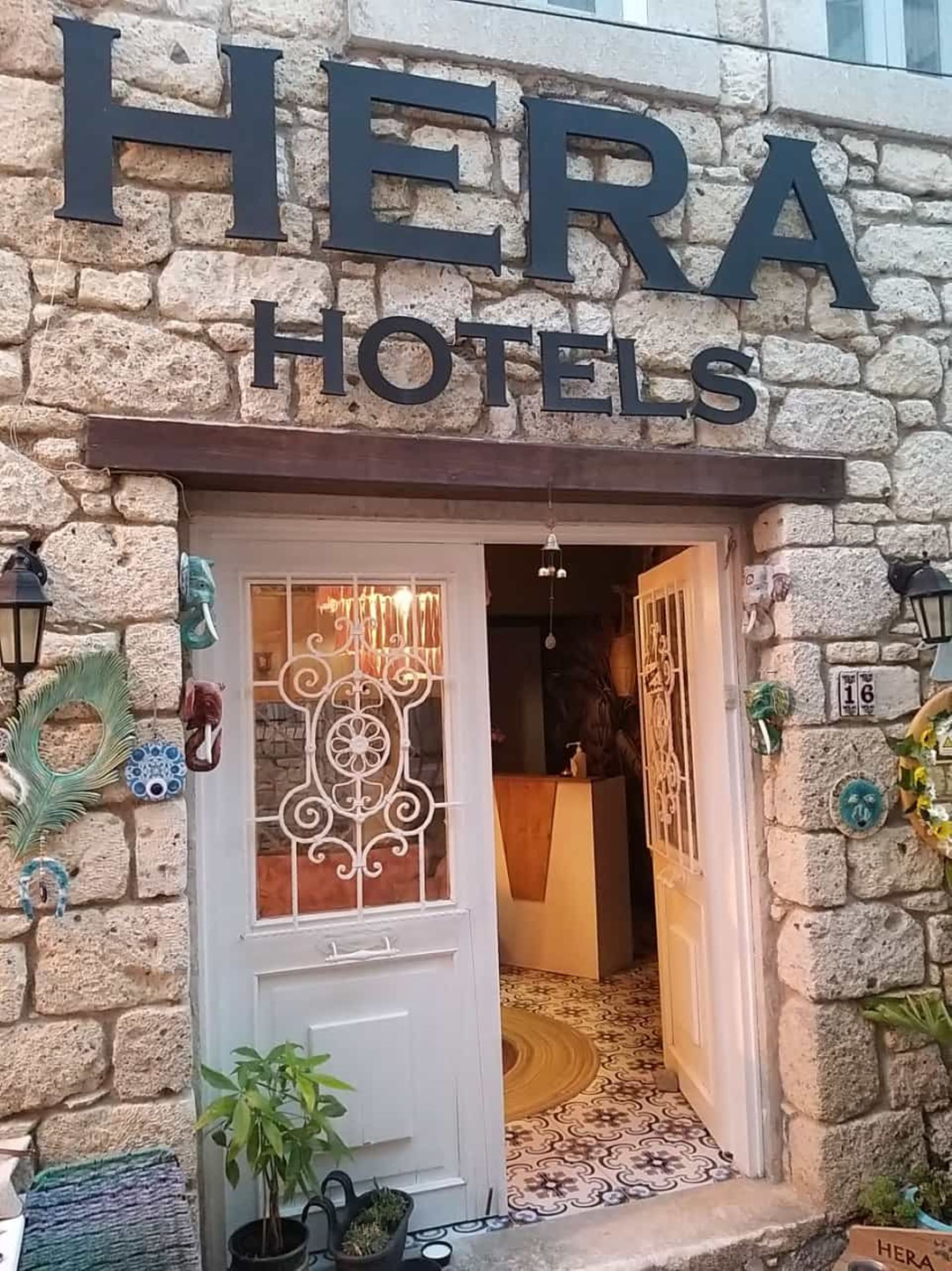 Hera Butik Hotels Alacati 1/39
