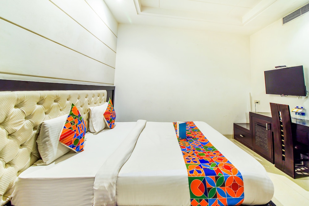 Fabhotel Transit Delhi Airport 11/26