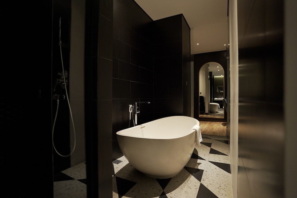 Awann Sewu Boutique Hotel and Suite 19/59