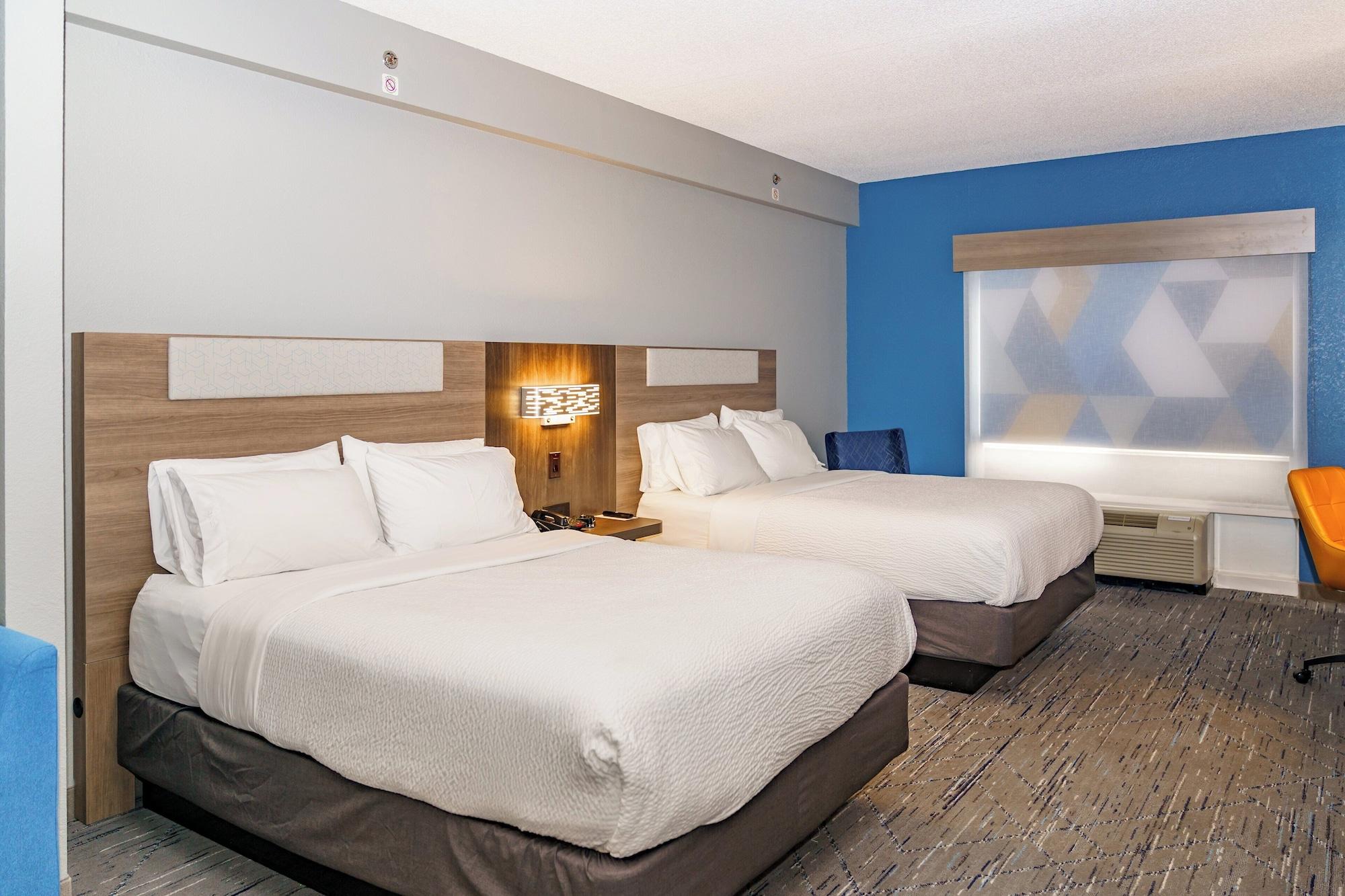 Suite, Multiple Beds