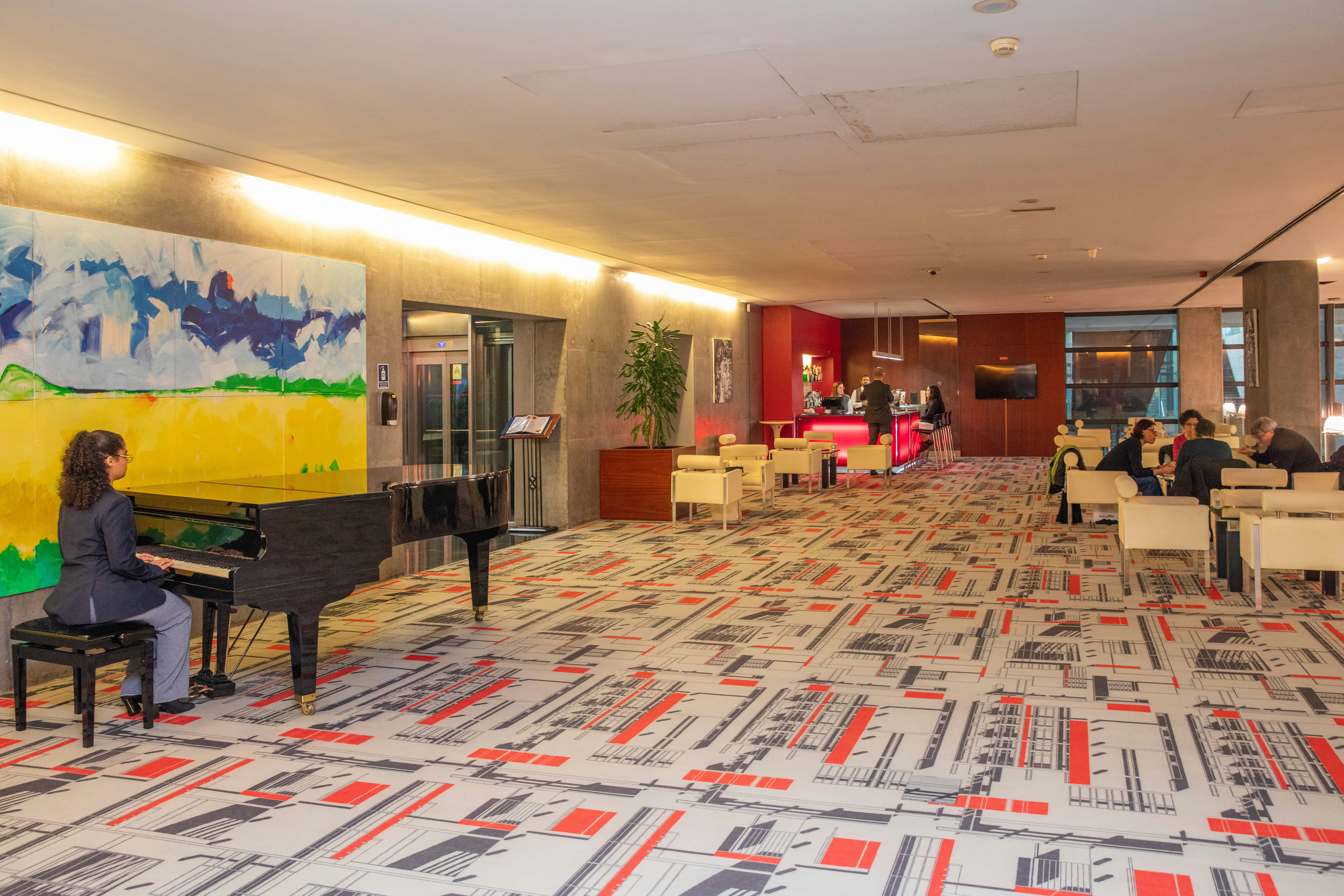 VIP Executive Arts 62/65
