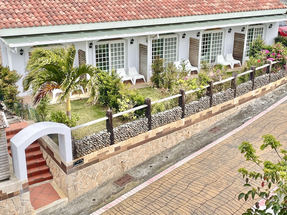 Sasa Nor Lamour B&B 5/50