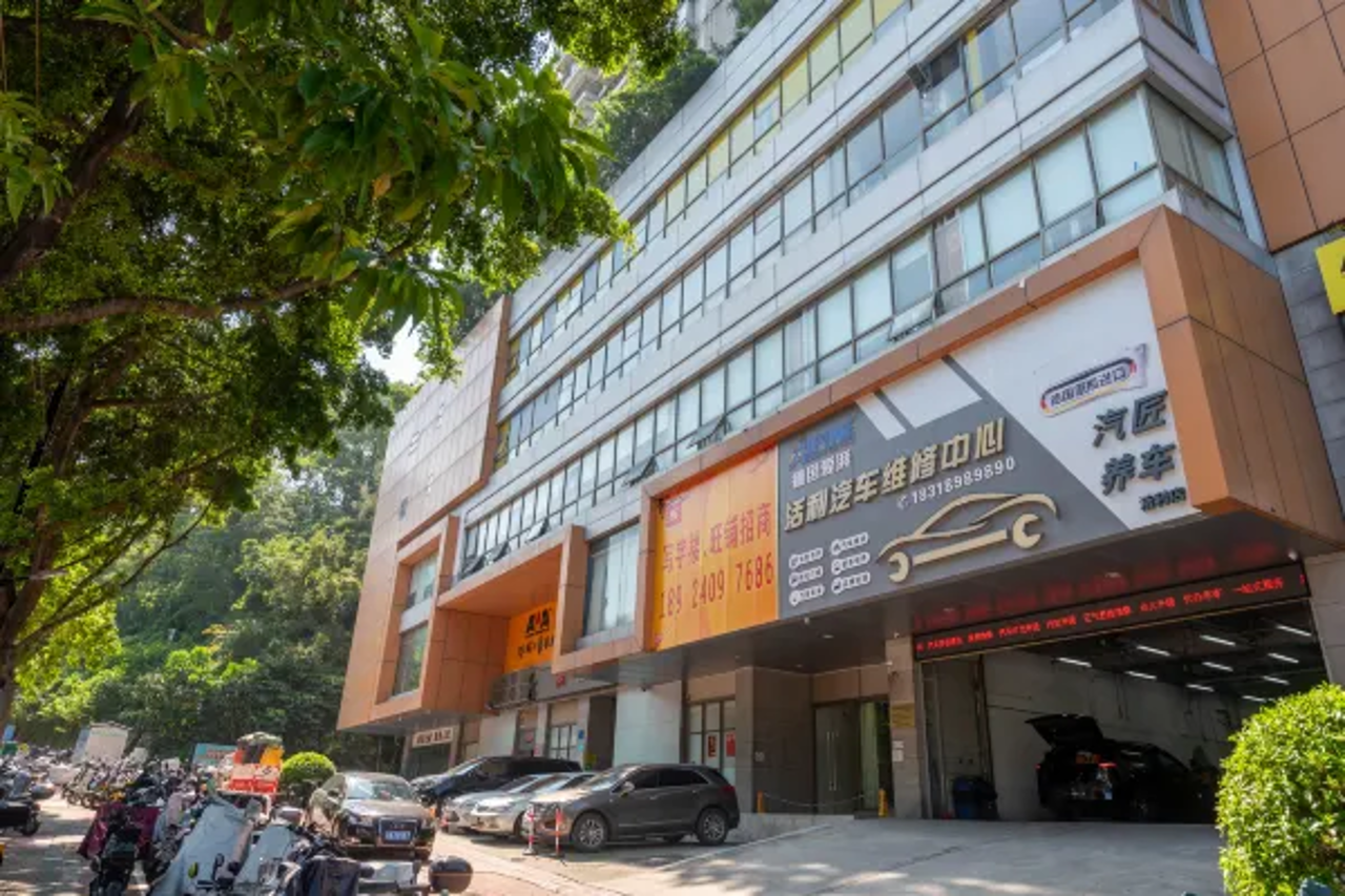 Yuezhi Light Hotel(Guangzhou Eastern Railway Station Yantang Metro Station Store) photo3