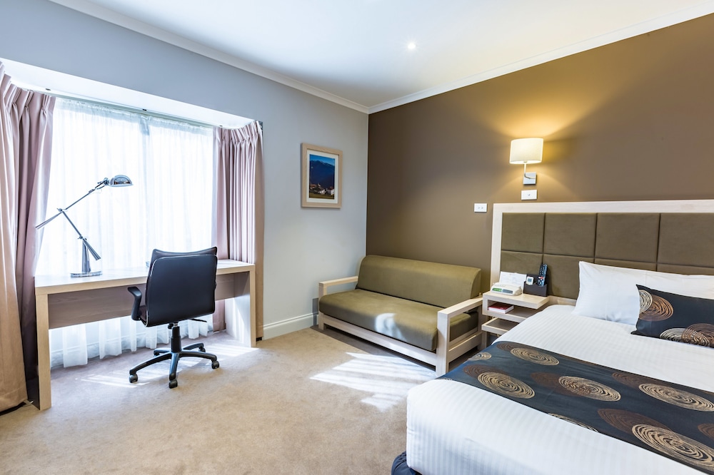 The Waverley International Hotel 15/45