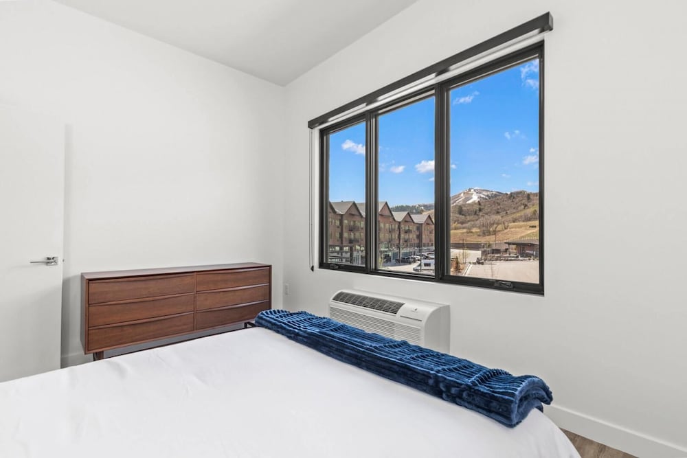 Pioche Village Park City 13/50