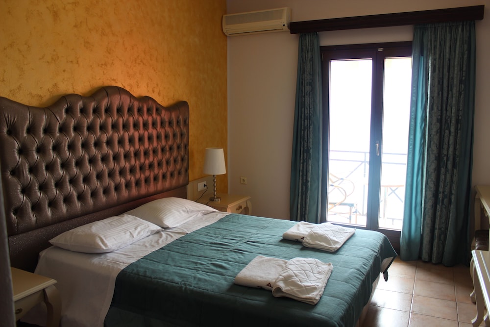 Palatino Hotel 6/50