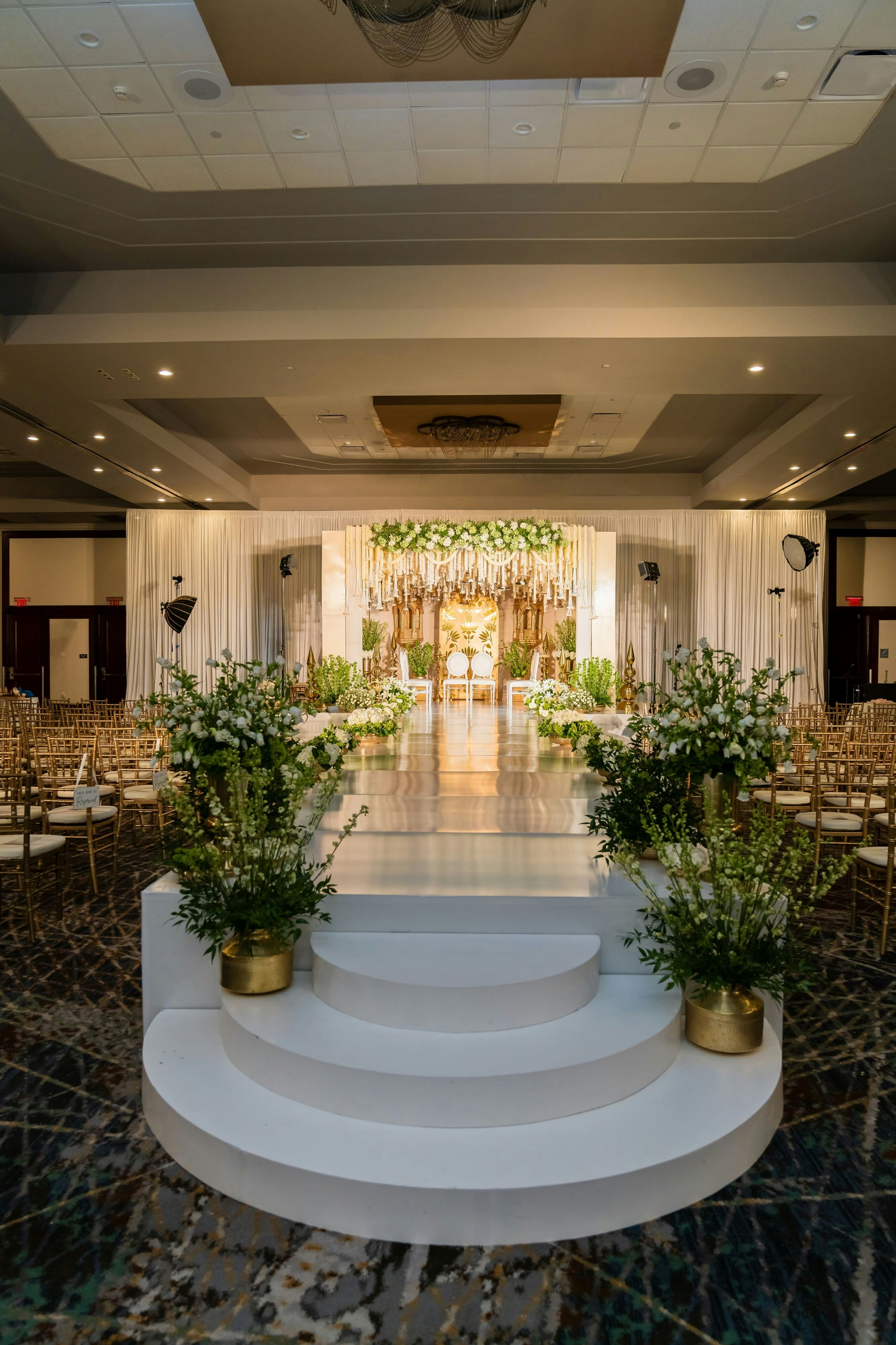 Renaissance Mobile Riverview Plaza Hotel