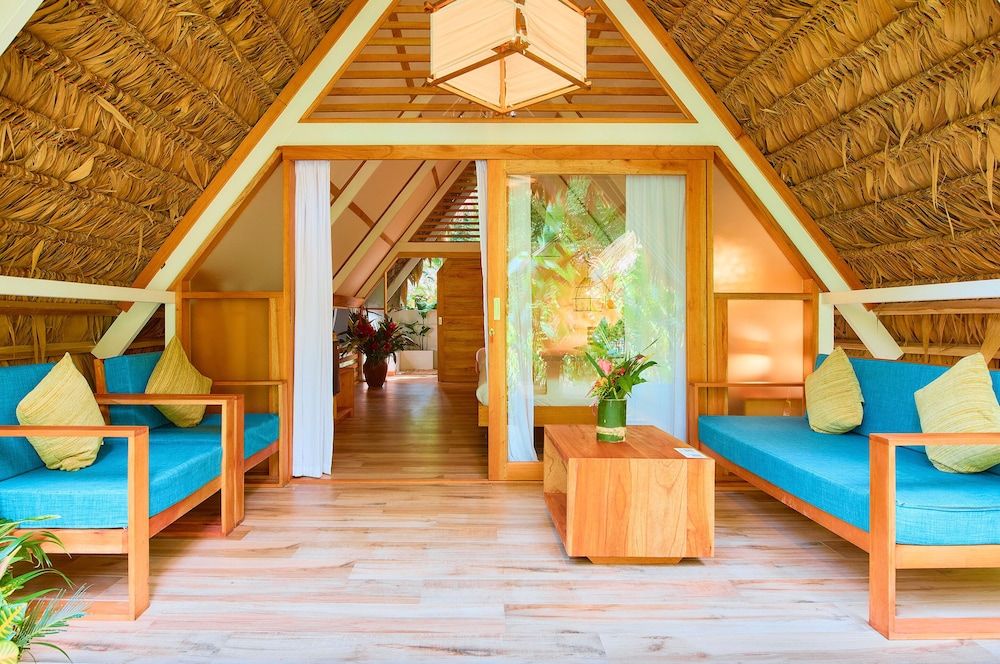 Shawanda Lodge 32/50
