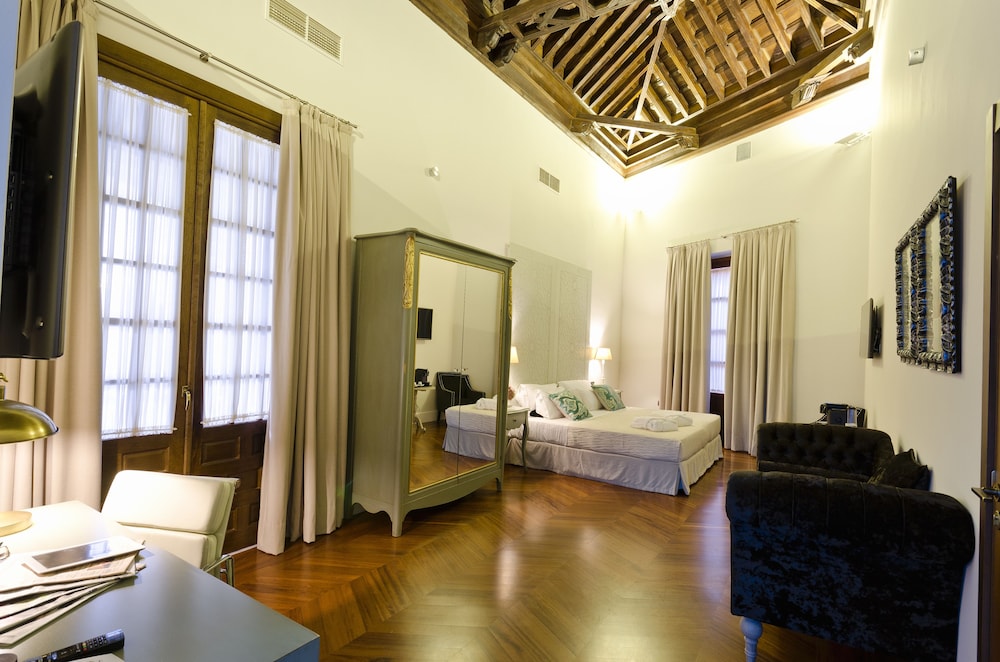Hotel Boutique Palacio Pinello 49/73
