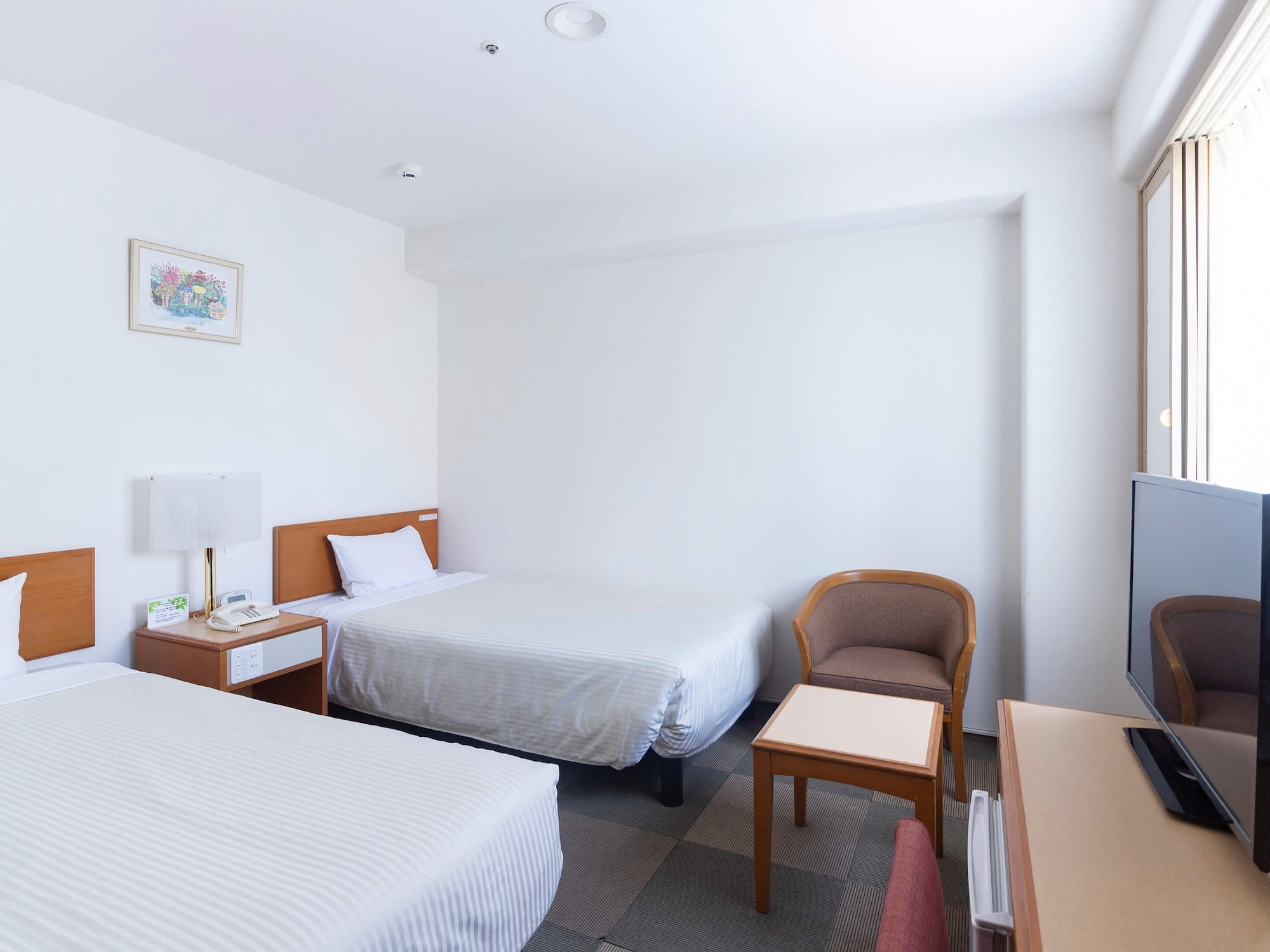 ROOM, TWIN BEDS, SMOKING