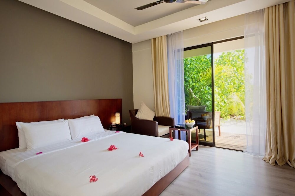 ERI Maldives 33/74