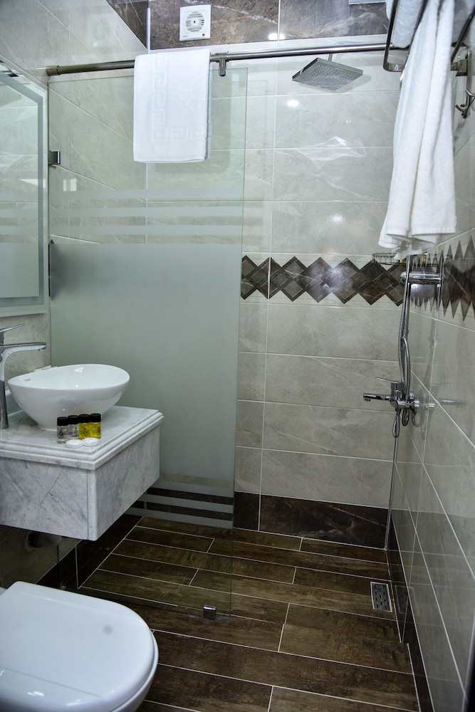 Supreme Hotel Baku 45/45