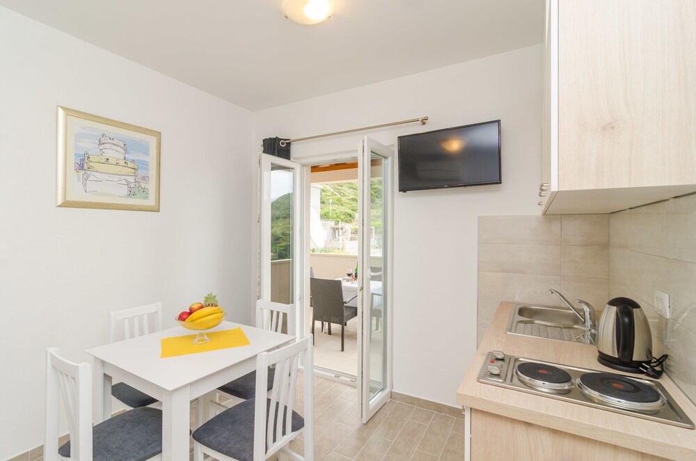 Apartments Villa Dadic 30/70