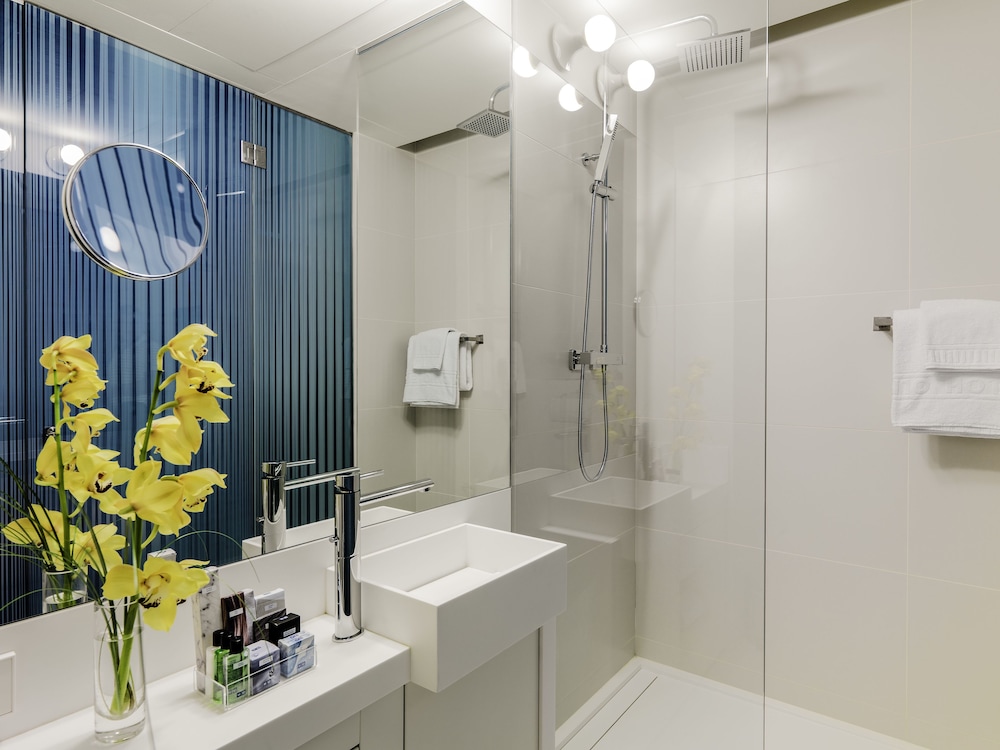 H10 Urquinaona Plaza Hotel 33/72