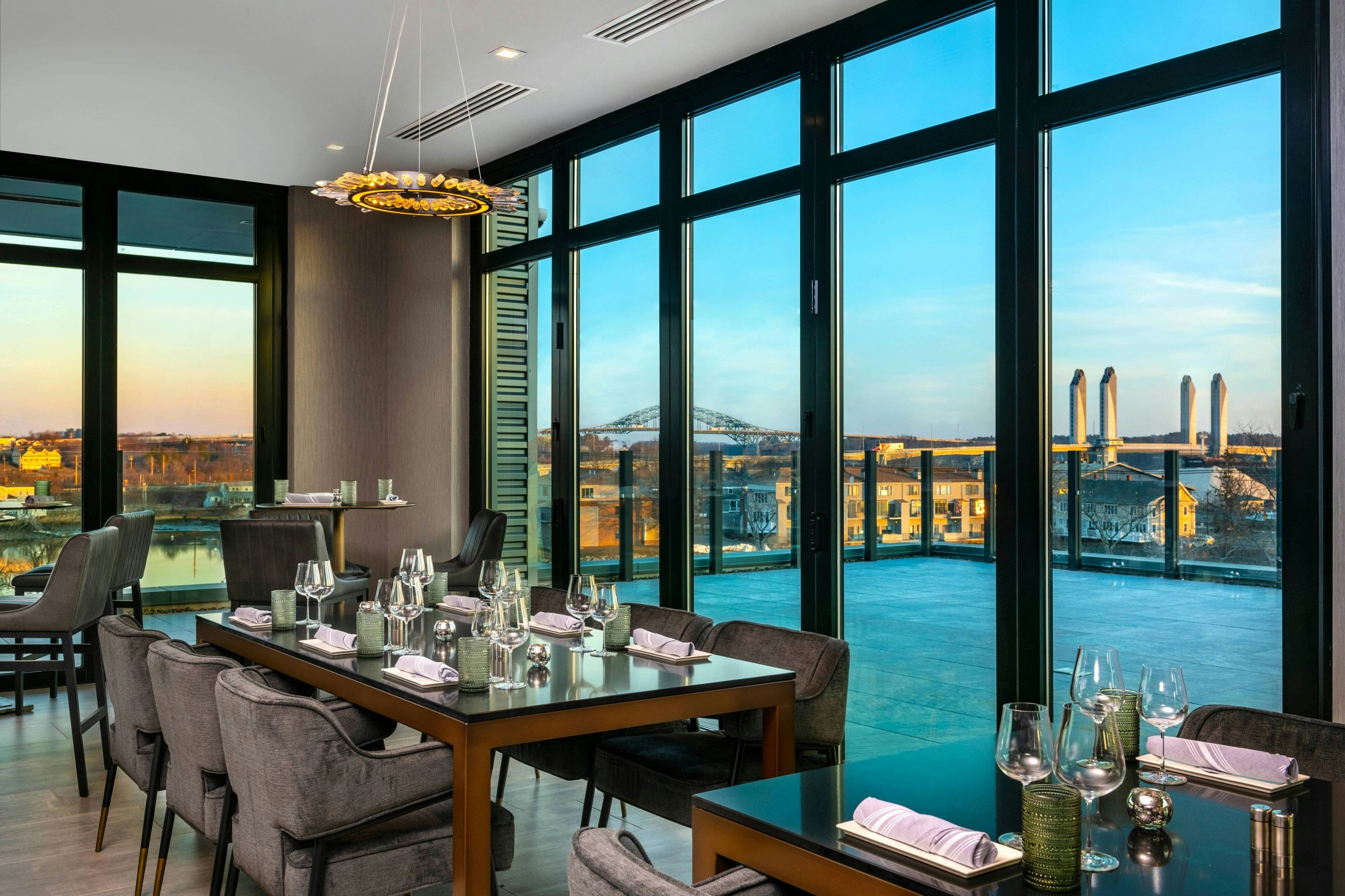 Ac Hotel By Marriott Portsmouth Downtown/Waterfront 51/77