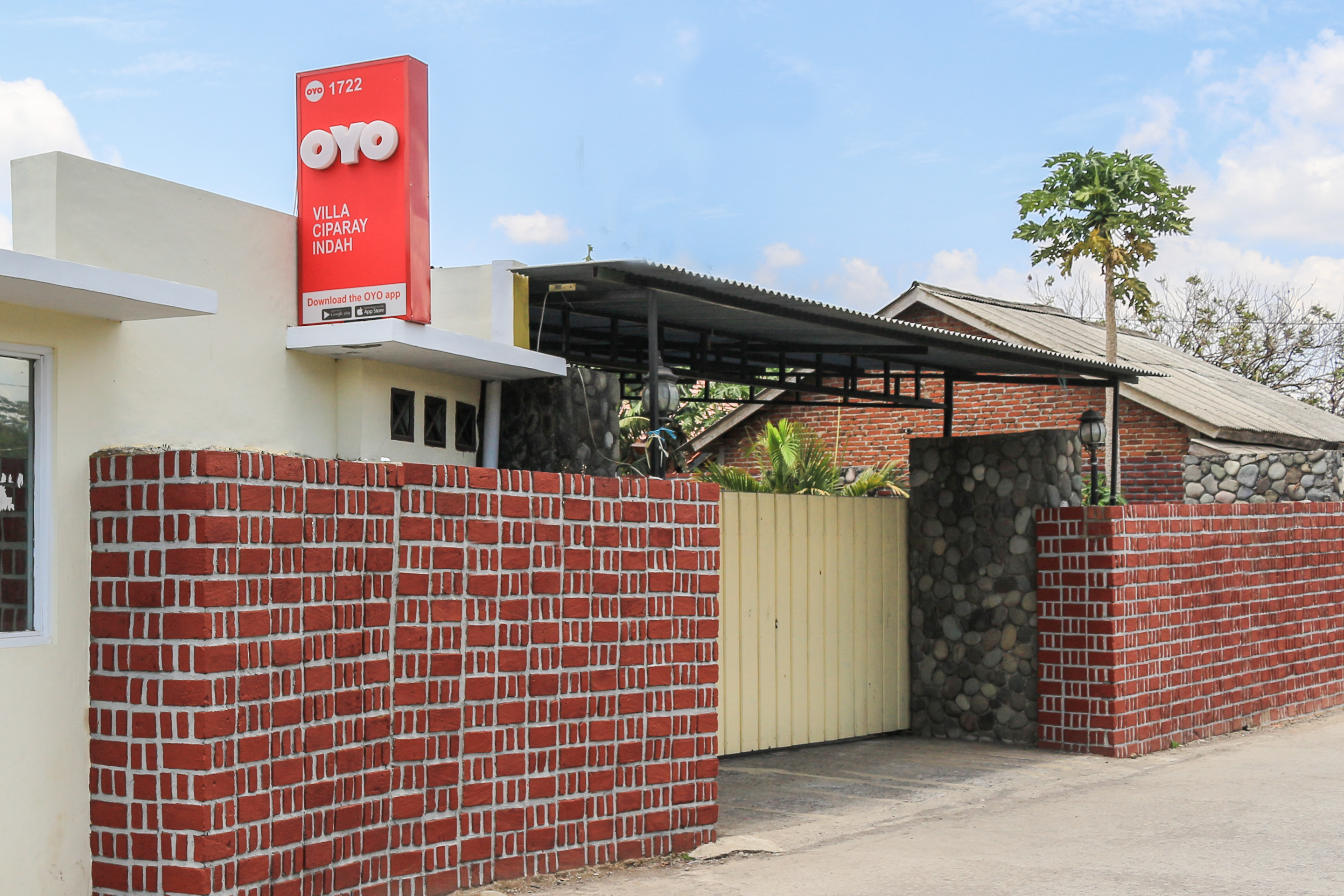 OYO 1722 Villa Ciparay Indah 1/29