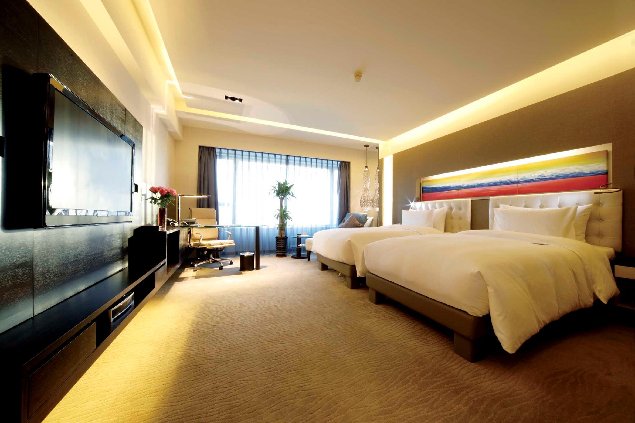 Room, Twin Beds, West Wing