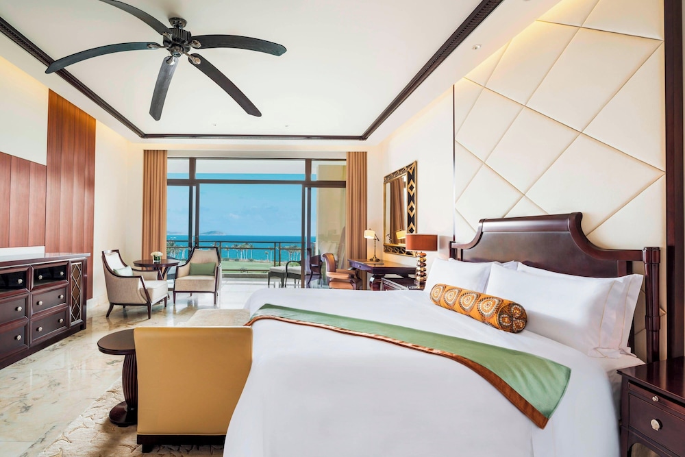 Premium, 2 Queen Beds, Ocean Front