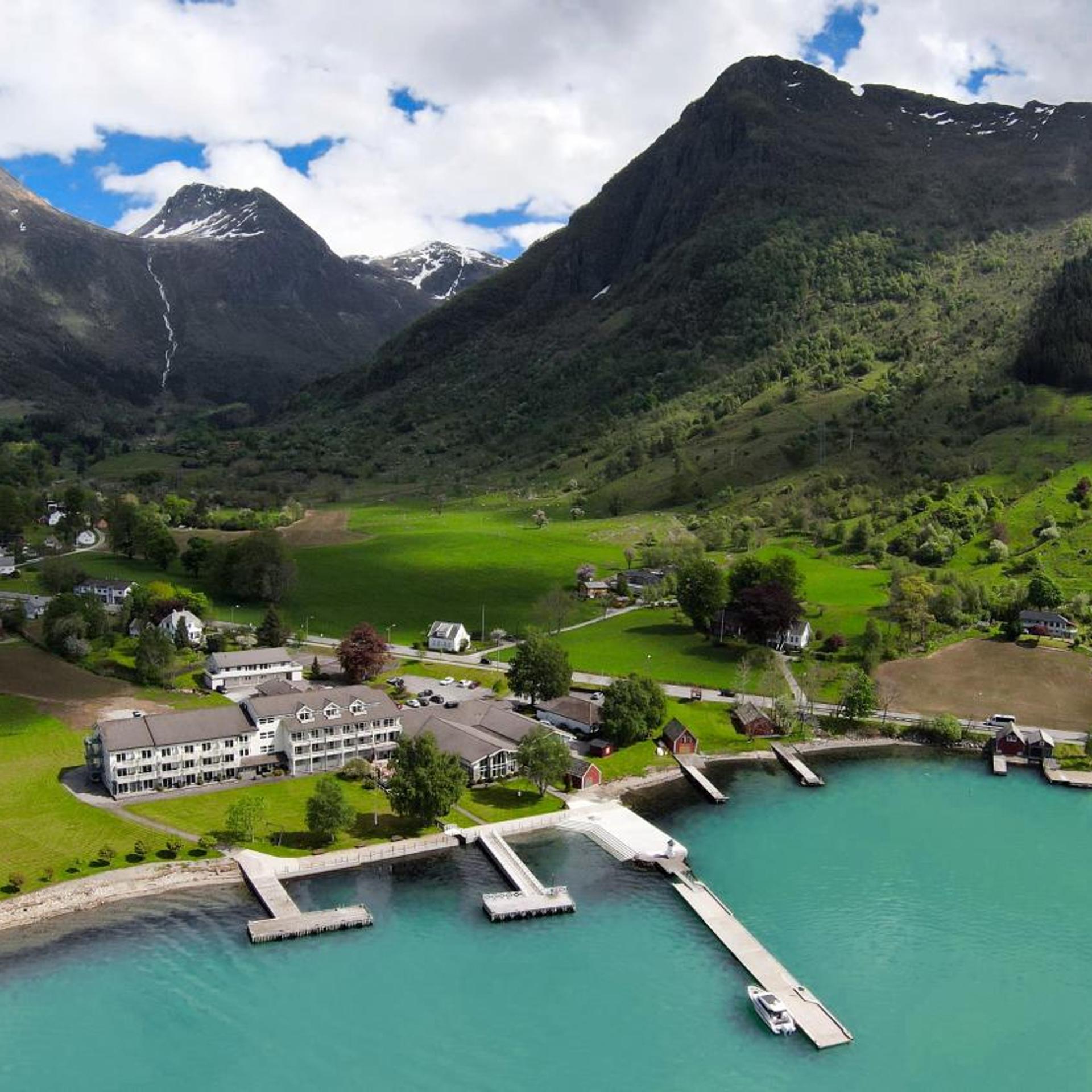 Rosendal Fjordhotel 43/50