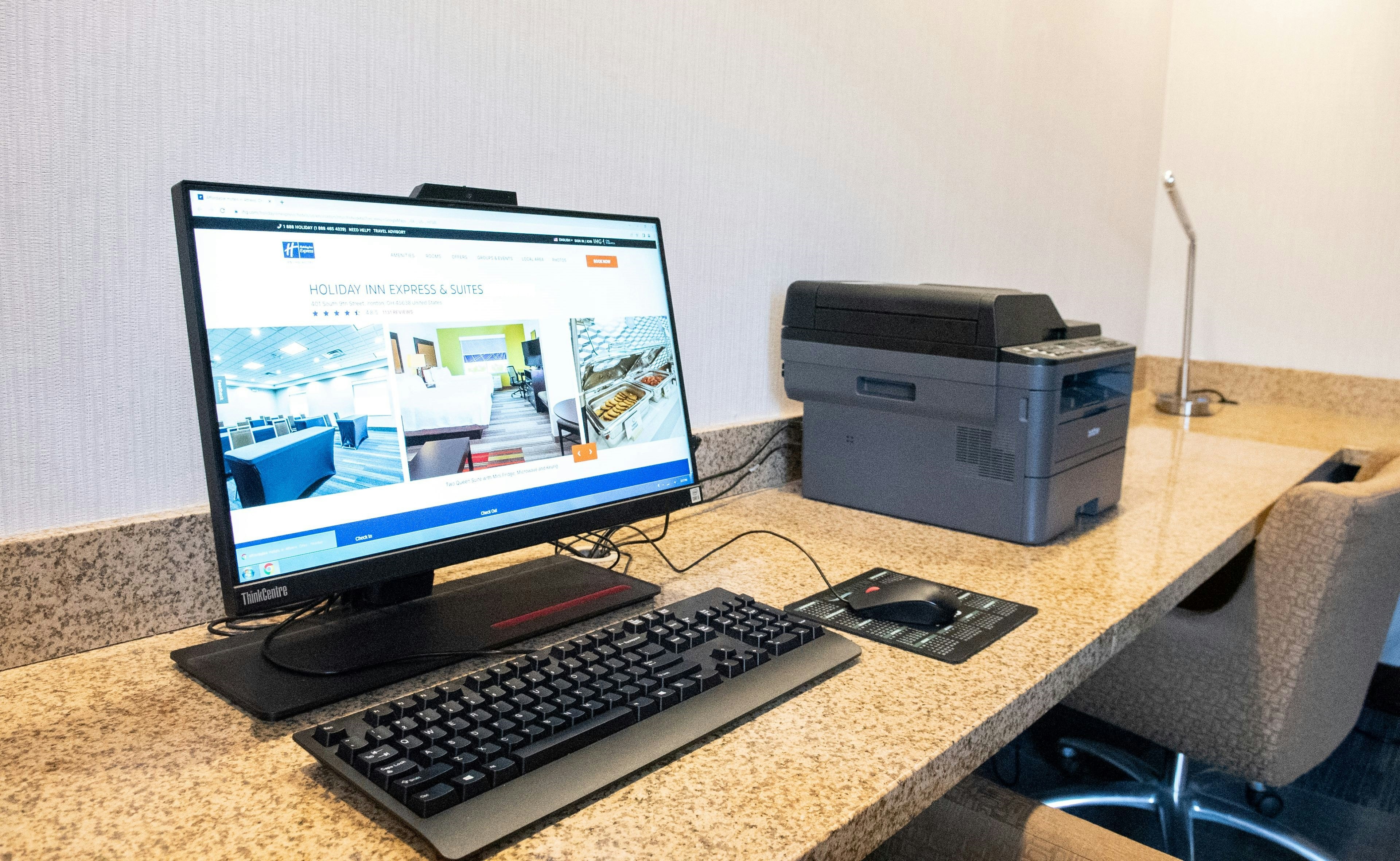 Holiday Inn Express & Suites New Martinsville 63/73
