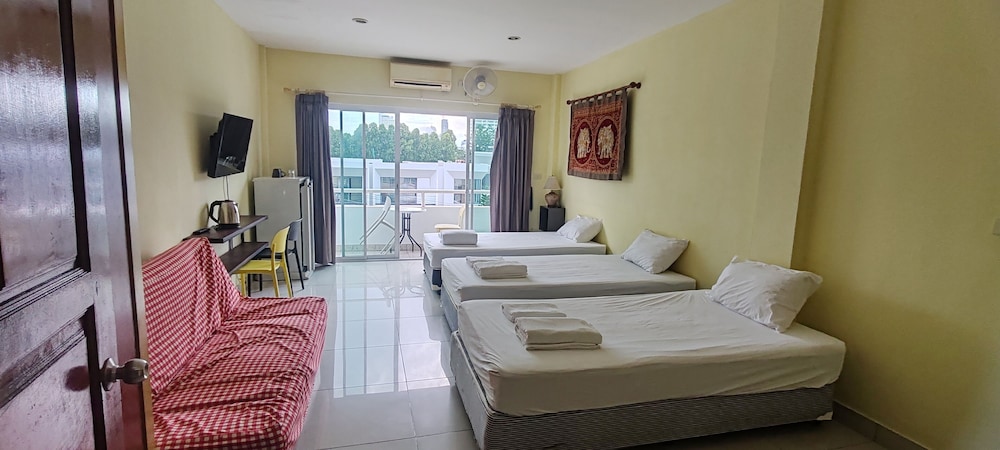 Jomtien Hostel 27/68