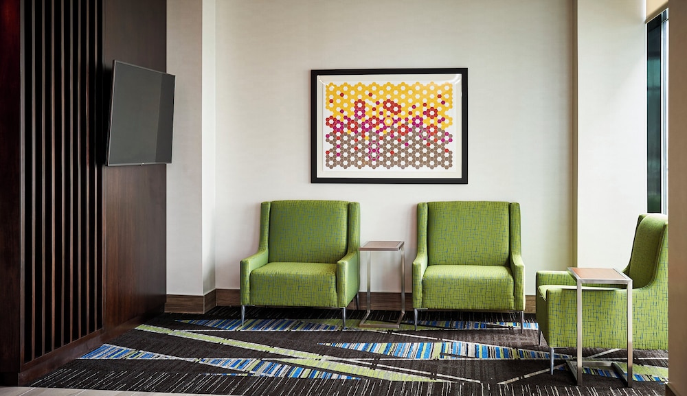 Holiday Inn Express And Suites Brantford 43/66