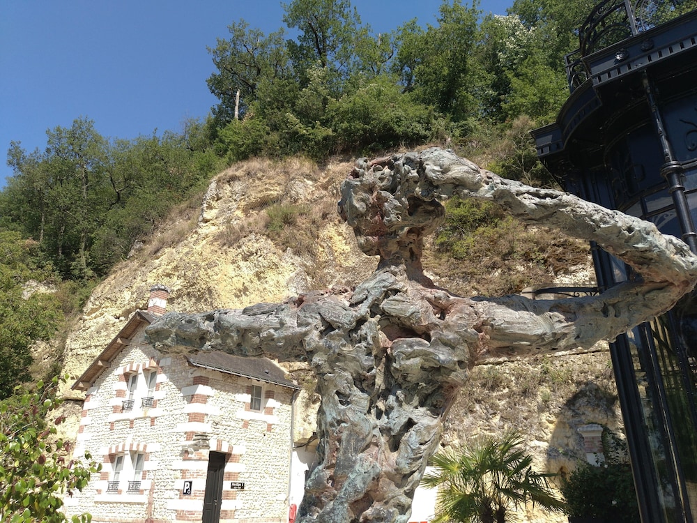 Art Hotel Rochecorbon 65/74