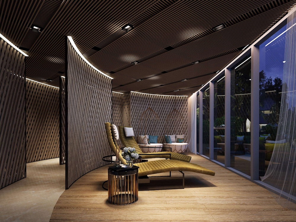 Hyatt Regency Phnom Penh 37/72