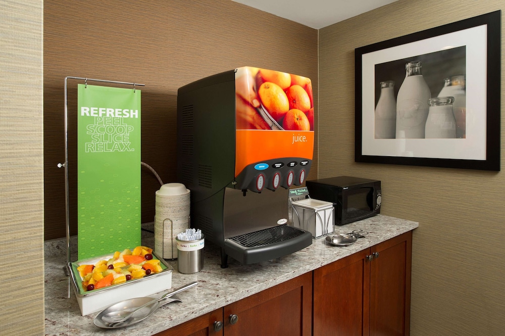 Hampton Inn & Suites Syracuse/Carrier Circle 31/47