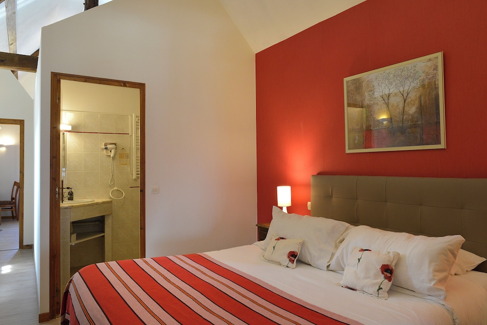 AUBERGE LE COLOMBIEN 10/37