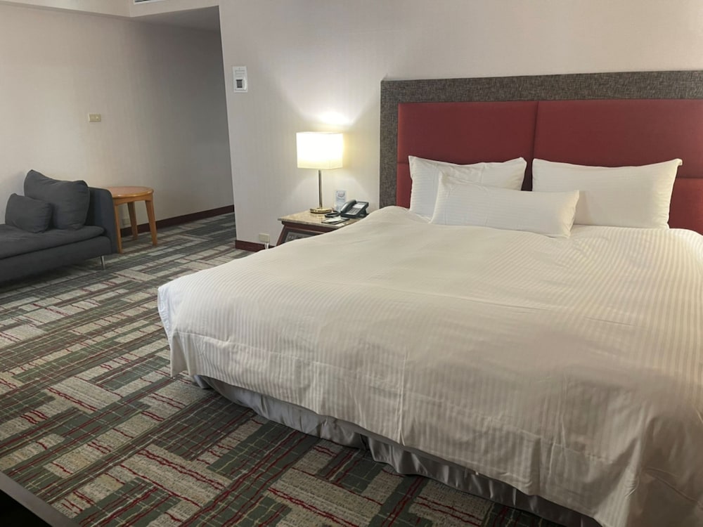 Howard Plaza Hotel Kaohsiung 33/78