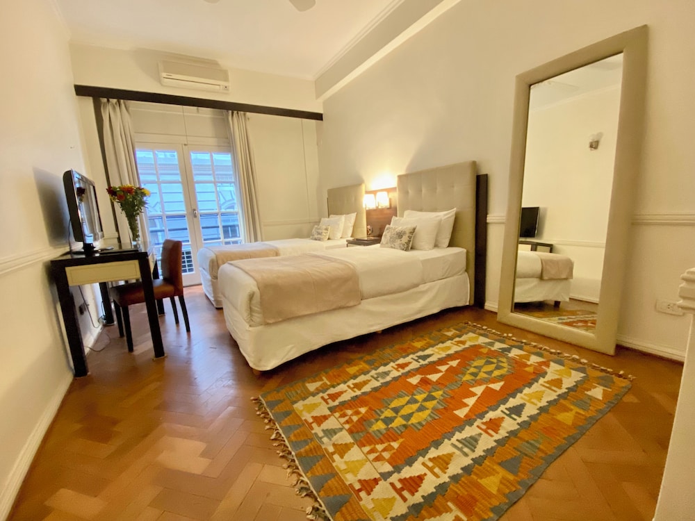 ULISES RECOLETA SUITES 18/64