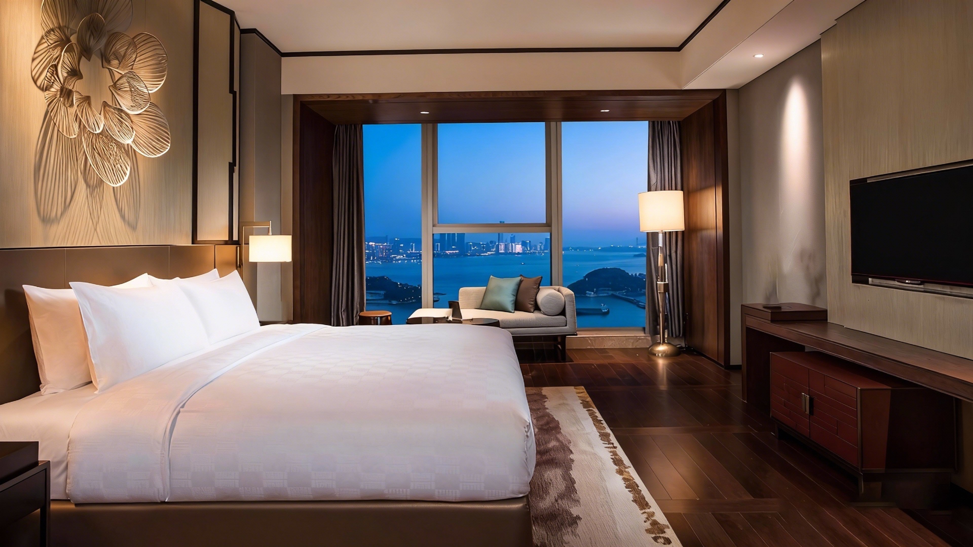 1 Bedroom, Suite, King Bed, Bay View