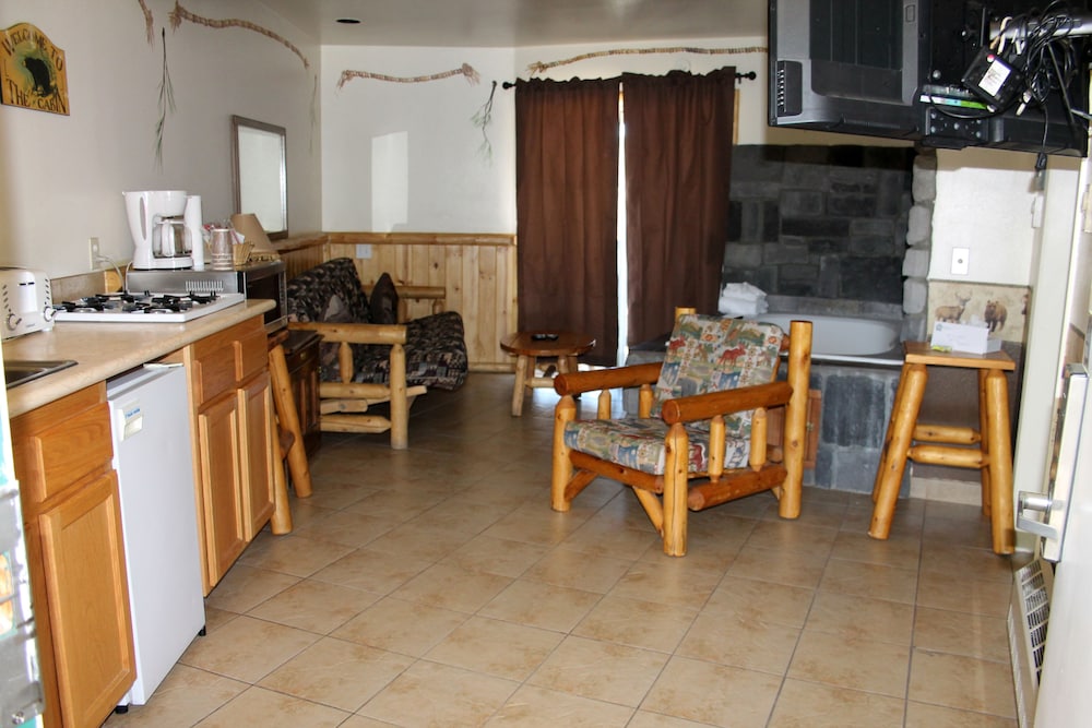 Fireside Lodge 36/50