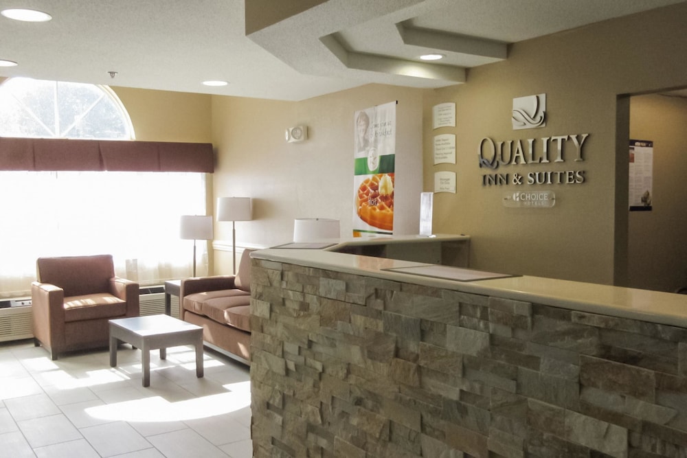 Quality Inn & Suites Maggie Valley - Cherokee Area 16/59